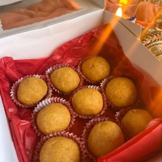 CHOORMA LADDOO (9 pcs)